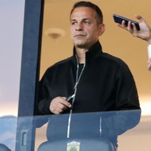 Ο Ντέμης Νικολαϊδης στην «Allwyn Arena»