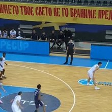 Διαμαρτυρία της πρεσβείας της Ελλάδας στα Σκόπια για πανό με χάρτη της «Μεγάλης Μακεδονίας» σε αγώνα μπάσκετ