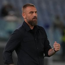Κόντρα άνευ προηγουμένου στην οικογένεια παλαίμαχου ποδοσφαιριστή - Η κόρη του θέλει να αλλάξει μητέρα