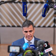Ο Πέδρο Σάντσεθ μιλάει στα ΜΜΕ