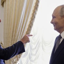 Ο Στιβ Γουίτκοφ και ο Βλαντιμίρ Πούτιν στην Αγία Πετρούπολη