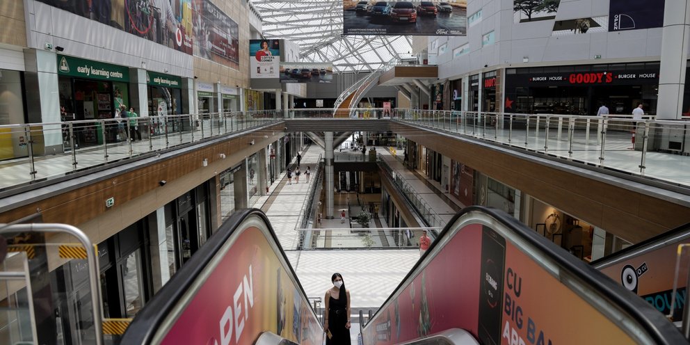 Είναι επίσημο: Ανοίγουν το Σάββατο malls, εκπτωτικά χωριά με click inside σε όλη τη χώρα | ΕΛΛΑΔΑ