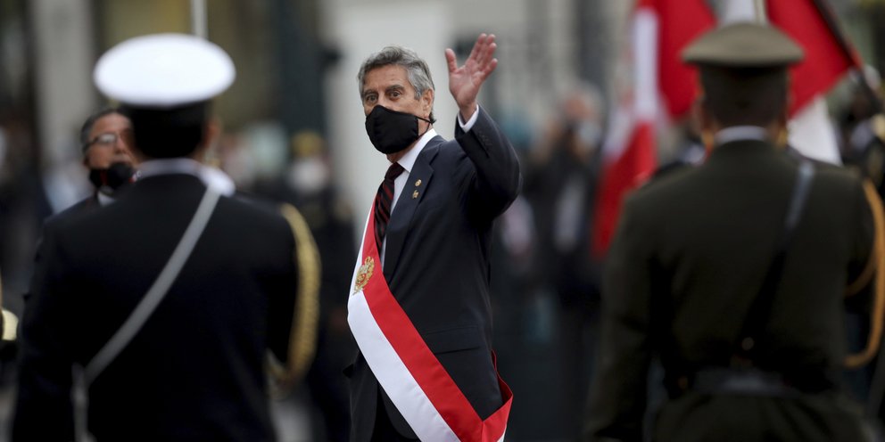 Περού: Εμβολιάστηκε ο πρώην πρόεδρος χωρίς να πληροί τις προϋποθέσεις -Η ποινή που του επιβλήθηκε | ΚΟΣΜΟΣ