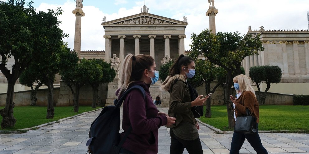 Κορωνοϊός: 781 νέα κρούσματα -24 νεκροί, 376 διασωληνωμένοι | ΕΛΛΑΔΑ