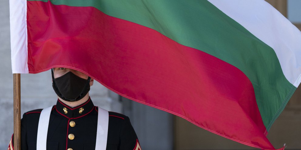 Βουλγαρία: Ο βουλευτής Νικόλοφ έλαβε την εντολή σχηματισμού κυβέρνησης -Από το αντισυστημικό κόμμα ITN | ΚΟΣΜΟΣ