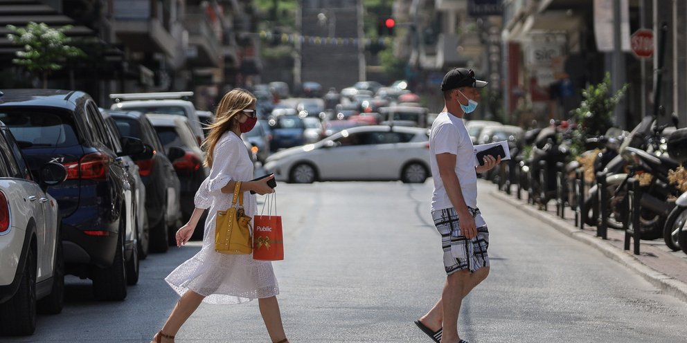 Κορωνοϊός: 1.558 νέα κρούσματα -10 νεκροί, 123 διασωληνωμένοι | ΕΛΛΑΔΑ