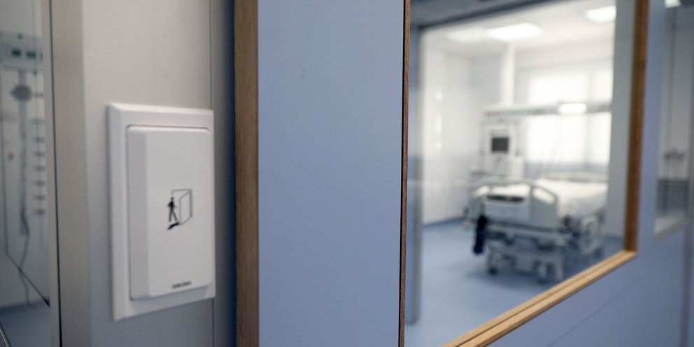Διοικητής ΠΑΓΝΗ: Όλοι οι ασθενείς στις ΜΕΘ είναι ανεμβολίαστοι -Περιμένουμε έξαρση το επόμενο διάστημα | ΕΛΛΑΔΑ - Vimarsana News