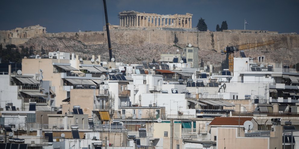 Η ώρα του ΕΝΦΙΑ: Από ώρα σε ώρα τα εκκαθαριστικά σε 7,3 εκατ. ιδιοκτήτες -Τα 4 «SOS» για εκπτώσεις και δόσεις | ΟΙΚΟΝΟΜΙΑ - Vimarsana News