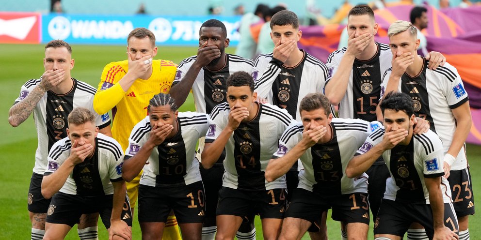 Οι Γερμανοί γκρινιάζουν και… «κάνουν μουτράκια» γιατί δεν τους επιτρέπει η FIFA να προπαγανδίσουν την ομοφυλοφιλία στο Κατάρ! | e-sterea.gr