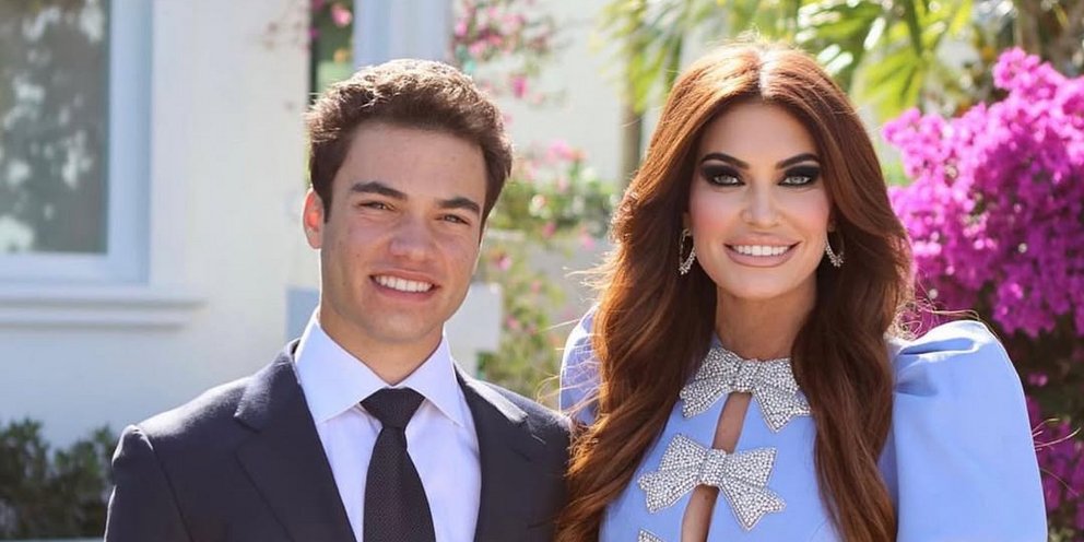 Ο Ρόναν Άντονι Βίλενσι με τη μητέρα του, Κίμπερλι Γκίλφοϊλ