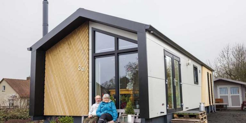 Ζευγάρι ηλικιωμένων μετακόμισε σε ένα μικροσκοπικό σπίτι 42 τετραγωνικών μέτρων