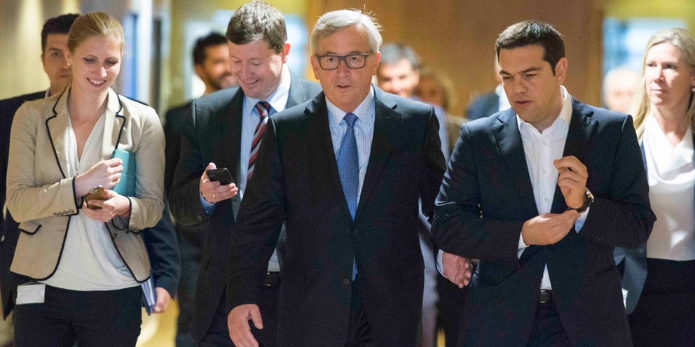 Ο Αλέξης Τσίπρας περιγράφει: Σφύριζα ένα ρεμπέτικο του Τσιτσάνη στις κρίσιμες διαπραγματεύσεις στο Μπερλεμόντ