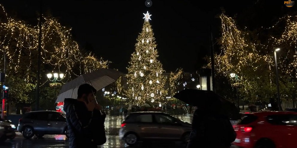 Πανέμορφες εικόνες από το κέντρο της Αθήνας