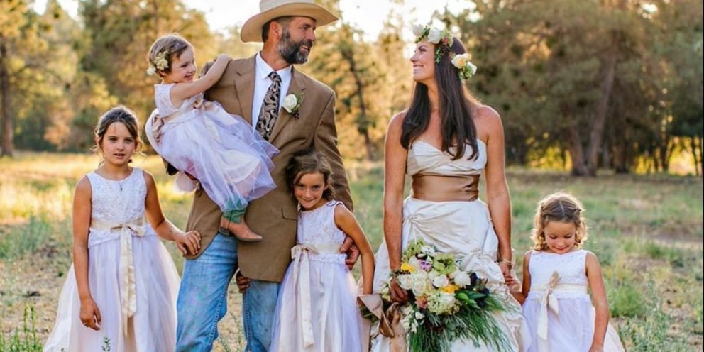 Έδωσαν και στις 4 κόρες τους το ίδιο όνομα 