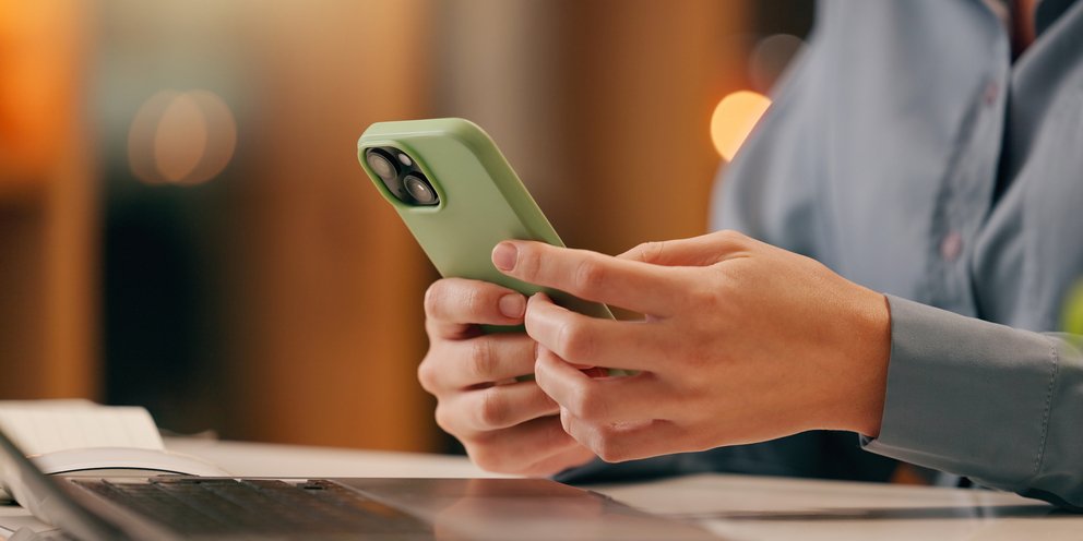 Smartphone σε χέρια