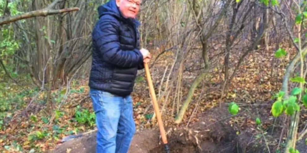 Σκάβοντας για τον οικογενειακό θησαυρό