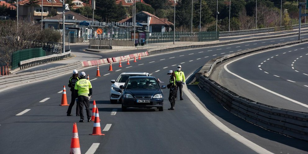Τροχονομικό μπλόκο από Τούρκους Αστυνομικούς 
