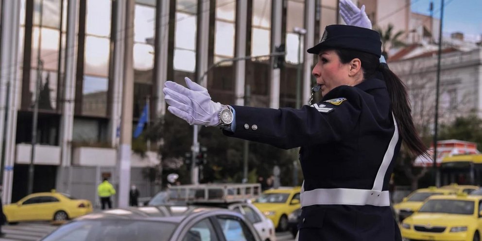 Ρύθμιση κίνησης από τροχονόμο 