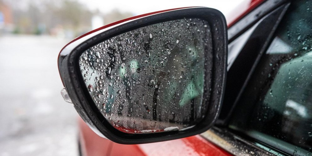 Καθρέπτης αυτοκινήτου