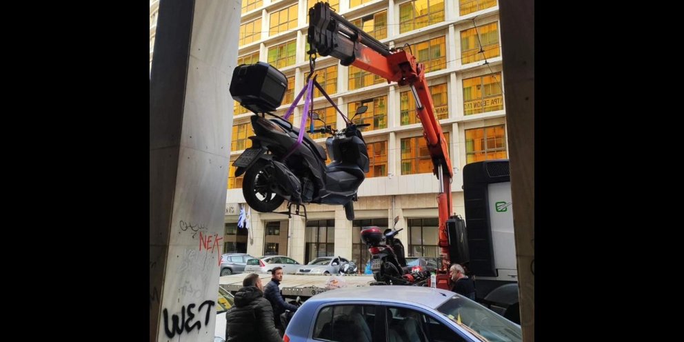 δίκυκλο γερανός