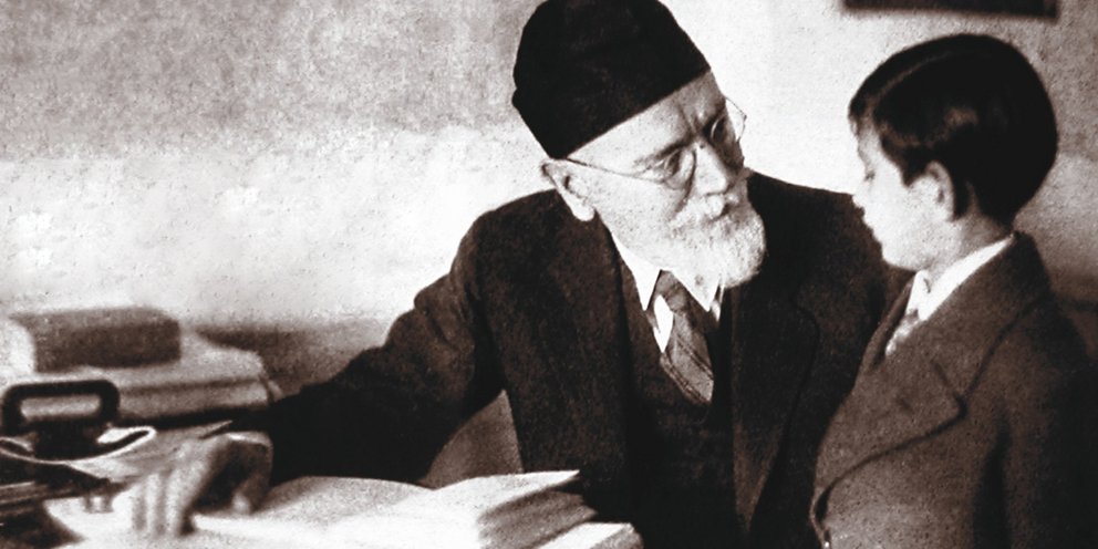 Ο Ελευθέριος Βενιζέλος με τον αγαπημένο του εγγονό, Λευτεράκη, 1931.