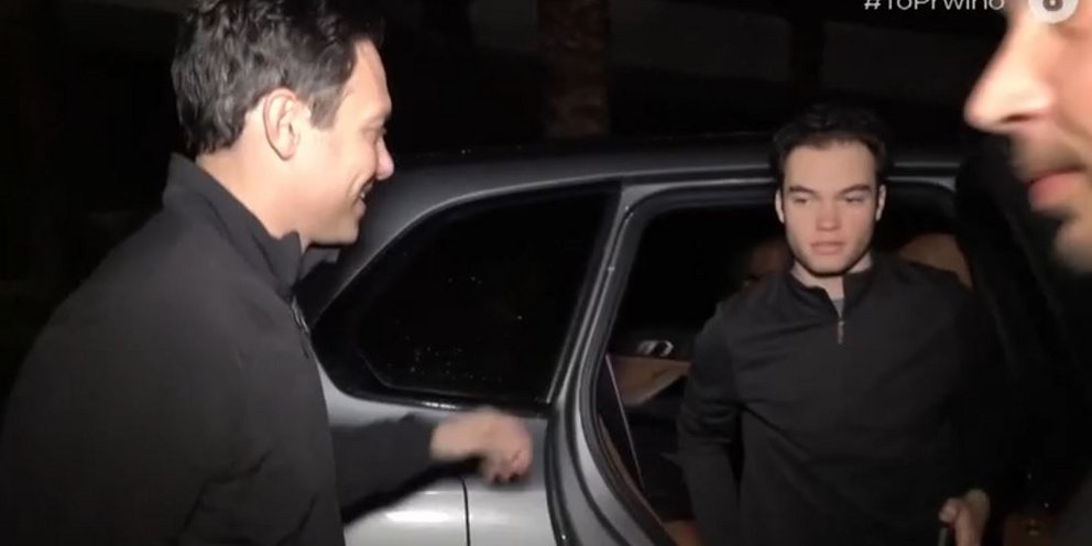 Ο πρώην σύζυγος της Κίμπερλι Γκιλφόιλ με τον γιο τους 