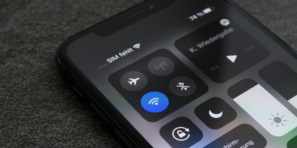 Το σήμα του wi-fi σε smartphone / Φωτογραφία: Shutterstock