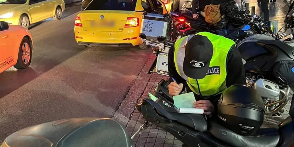 Μπλόκο τροχαίας 