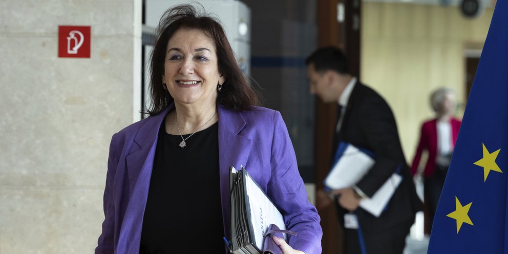 Η επίτροπος αρμόδια για τη Μεσόγειο, Ντουμπράβκα Σουίτσα 