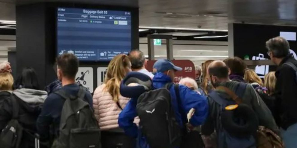 Αεροδρόμιο Φιουμιτσίν