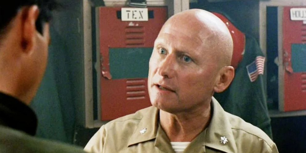 Πέθανε ο ηθοποιός Τζέιμς Τόλκαν, ο «διοικητής» του Τομ Κρουζ στο πρώτο  Τop Gun