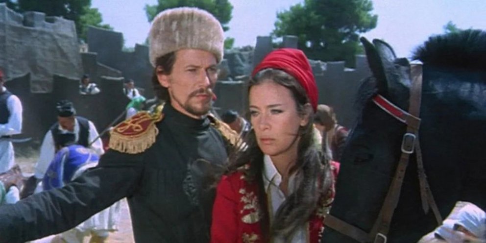 Πέτρος Φυσσούν και Τζένη Καρέζη στην ταινία «Μαντώ Μαυρογένους» 