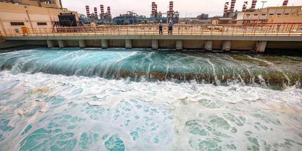 Μονάδα αφαλάτωσης στα Ηνωμένα Αραβικά Εμιράτα