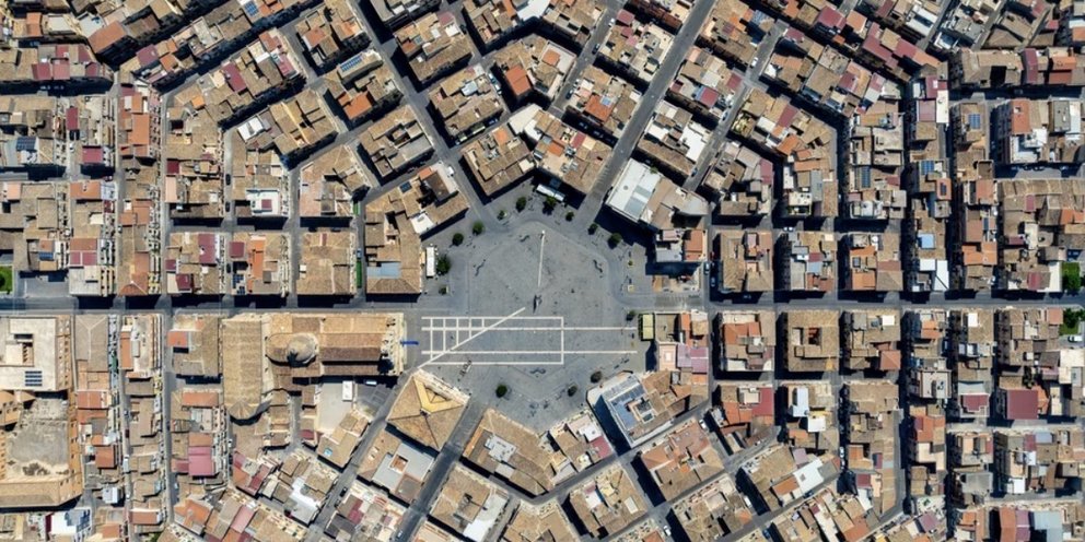 Η εξάγωνη πλατεία