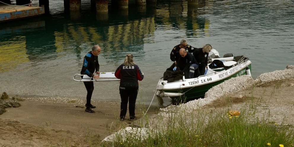 Teen Girl Found Dead in Corinth Canal After Being Reported Missing From ...