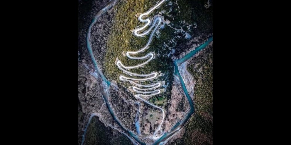 Ο ελληνικός δρόμος που κόβει την ανάσα και όλοι μιλούν γι' αυτόν