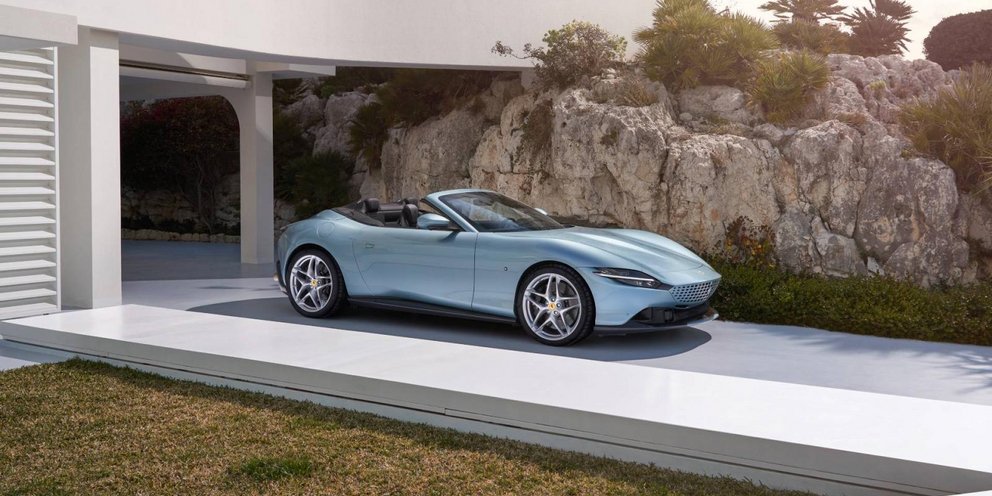 Ferrari Roma Spider