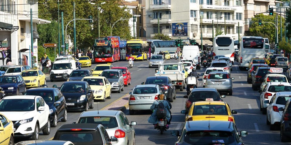 Κίνηση οχημάτων στην Αθήνα 