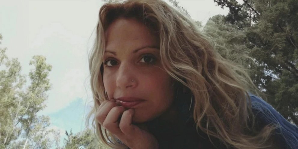 Η τραγουδίστρια Νατάσα Μωϋσόγλου 