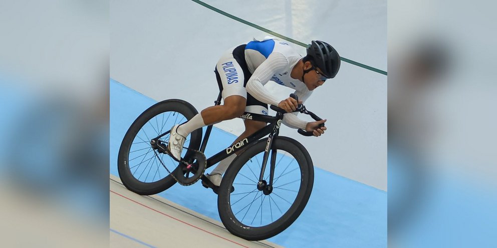 Η απίθανη ιστορία του ντελιβερά που έγινε ρέκορντμαν και εθνικός ήρωας για μία μέρα