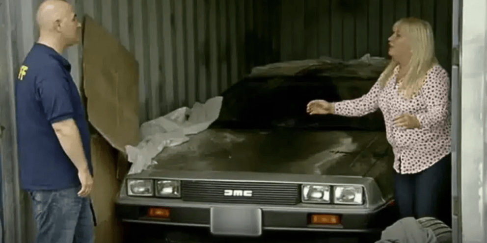 Τι αντιπροσωπεύει ένα αυτοκίνητο DeLorean DMC-12 το γνωρίζουμε όλοι· αυτό που είναι πραγματικά εντυπωσιακό είναι να βρεθεί ένα από αυτά μέσα σε ένα κοντέινερ / YOUTUBE