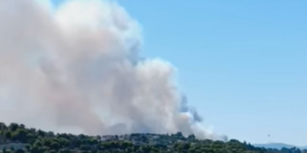Φωτιά ξέσπασε στην Τανάγρα μετά την πτώση του Phantom