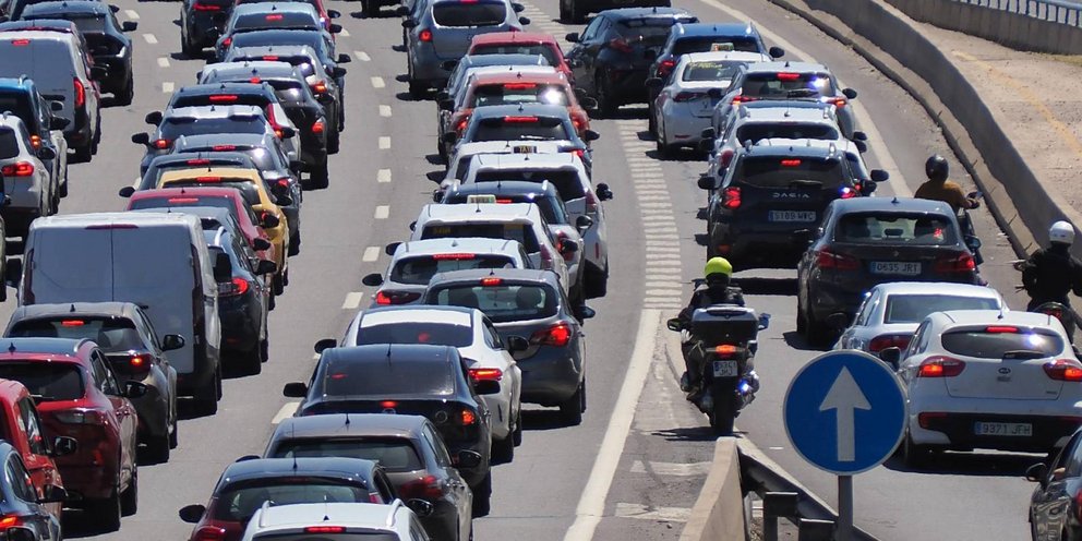 Κίνηση μοτοσυκλετών σε ευρωπαϊκό δρόμο 