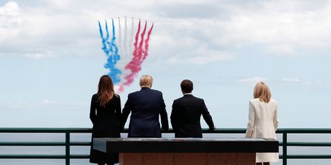 Ντόναλντ και Μελάνια Τραμπ, Εμανουέλ και Μπριζίτ Μακρόν στη Νορμανδία για την 75η επέτειο της απόβασης την 6η Ιουνίου 1944