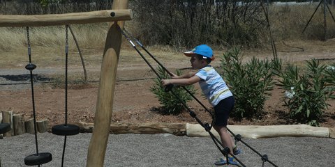 Ραφήνα: Μια νέα παιδική χαρά στη θέση της κατεστραμμένης από την φονική πυρκαγιά του 2018 