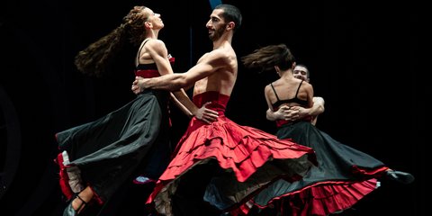 Η βασίλισσα της οπερέτας, η Εύθυμη Χήρα, στο Ολύμπια, το Δημοτικό Μουσικό Θέατρο «Μαρία Κάλλας»  του ΟΠΑΝΔΑ του δήμου Αθηναίων