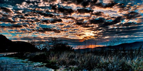 Μαγικό ηλιοβασίλεμα από τη Γαβρολίμνη Αιτωλοακαρνανίας 