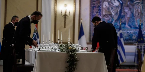 Το δείπνο στο Προεδρικό μέγαρο