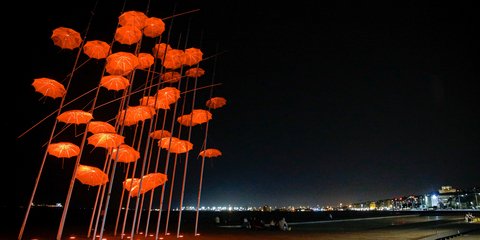 Στα χρώματα του Πάσχα οι «ομπρέλες» του Ζογγολόπουλου στη Θεσσαλονίκη