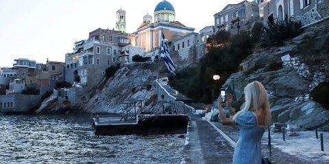 Η αρχόντισσα των Κυκλάδων, η Σύρος 